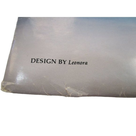 Leonora's Perfect Fit Pant Illustrated Instructions 111C For Hips 40 to 44 Uncut - Picture 5 of 16